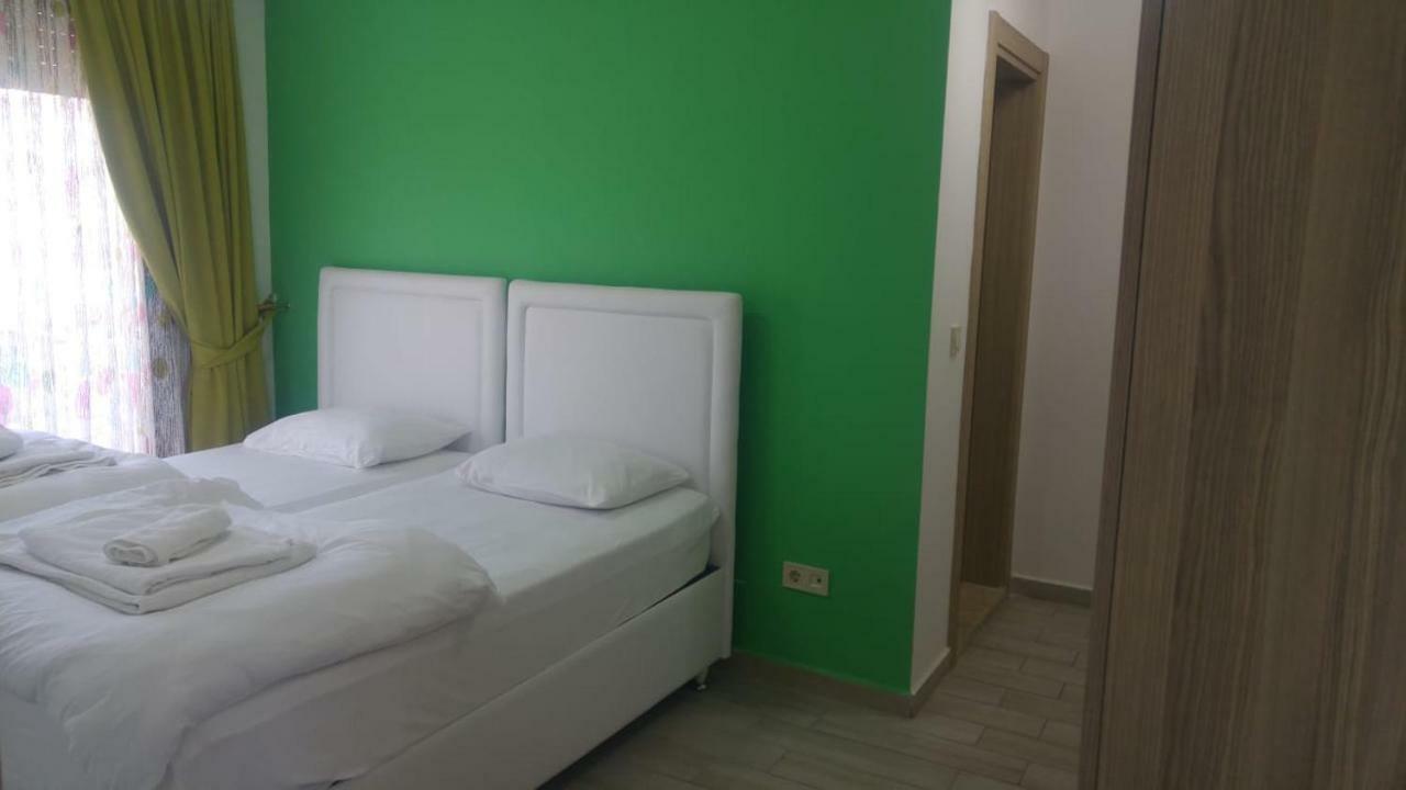 Derin Butik Otel Siğacık Esterno foto